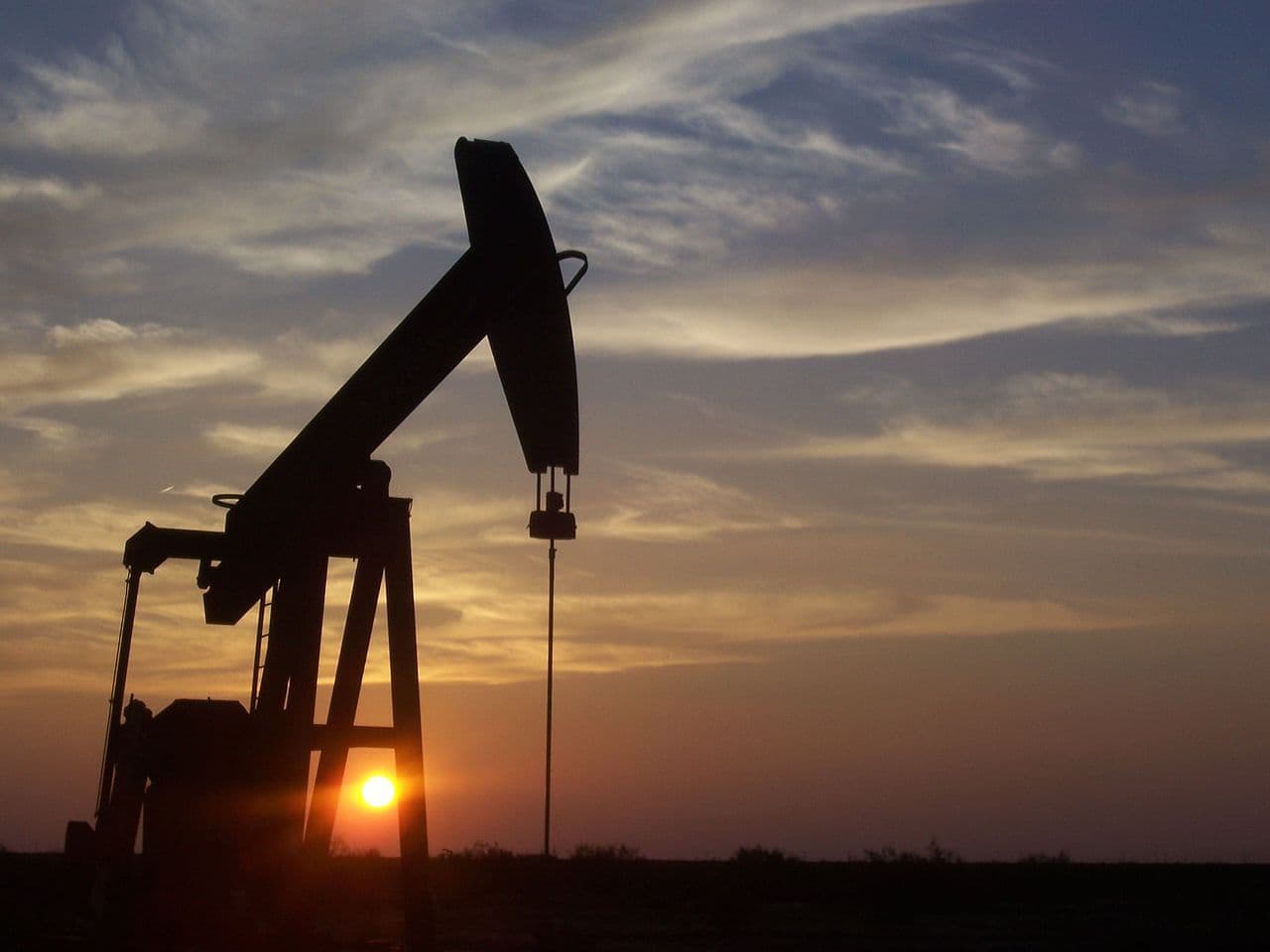 The Price of Dependence: Oil, Chokepoints and the Economics of Disorder